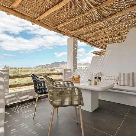 Villa Gorgeous Naxos | 3 Bedrooms | Hancock | Beautiful Sea Views And Private Pool | Naxos Agia Anna (Naxos)