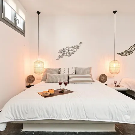Villa Gorgeous Naxos | 3 Bedrooms | Hancock | Beautiful Sea Views And Private Pool | Naxos Agia Anna (Naxos)